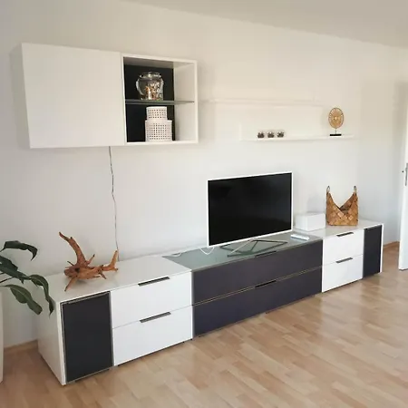 Apartment Geraeumige Schoene *