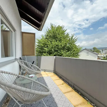 Geraeumige Schoene شقة