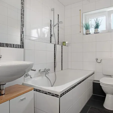 Geraeumige Schoene * فاينغارتن