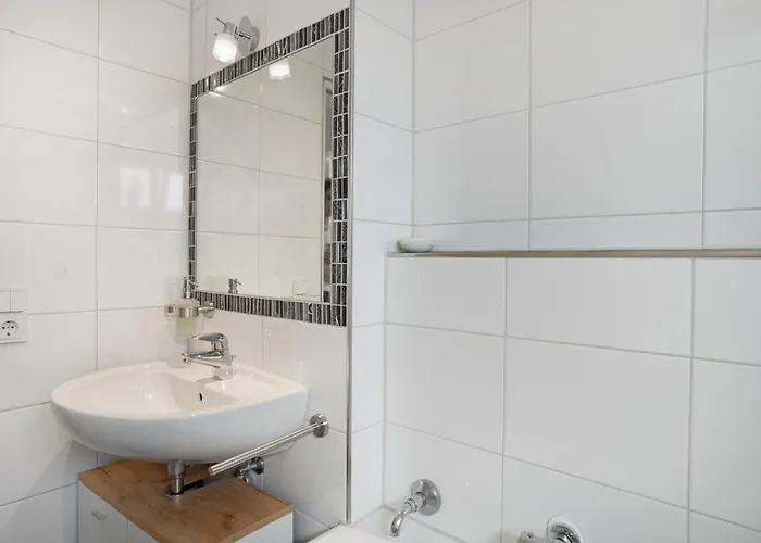 Geraeumige Schoene Апартаменты